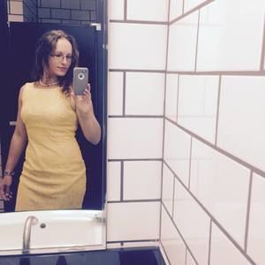 Meet your Posher, Lena